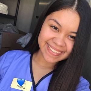 Meet your Posher, Leslie